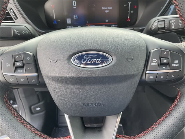 2025 Ford Escape ST-Line 23