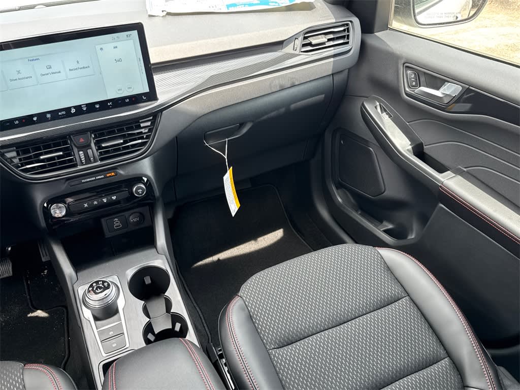 Thumbnail: 2025 Ford Escape - 15