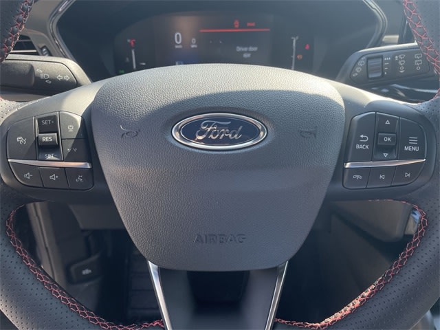 2025 Ford Escape ST-Line 22