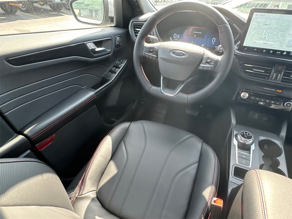 2025 Ford Escape ST-Line Elite 8