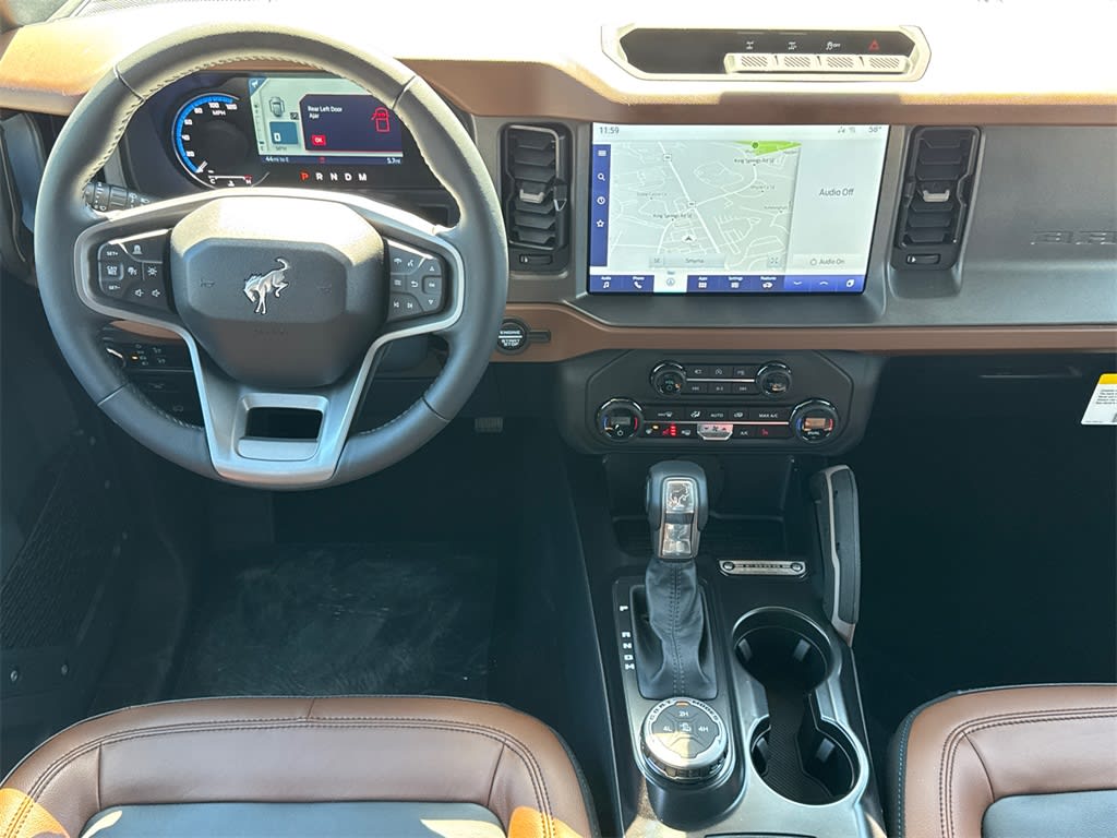 2024 Ford Bronco Outer Banks 8