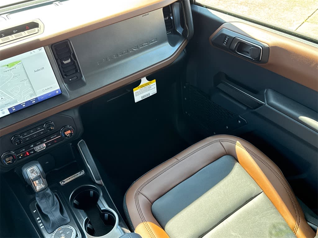 2024 Ford Bronco Outer Banks 15