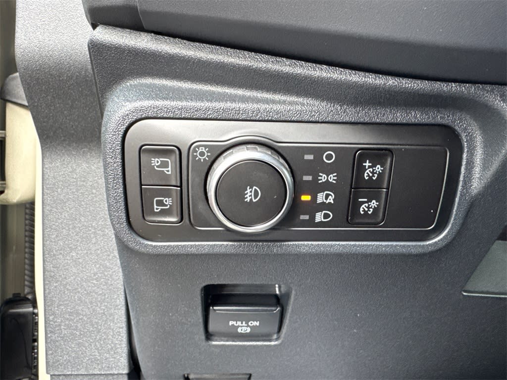 Thumbnail: 2025 Ford Bronco - 32