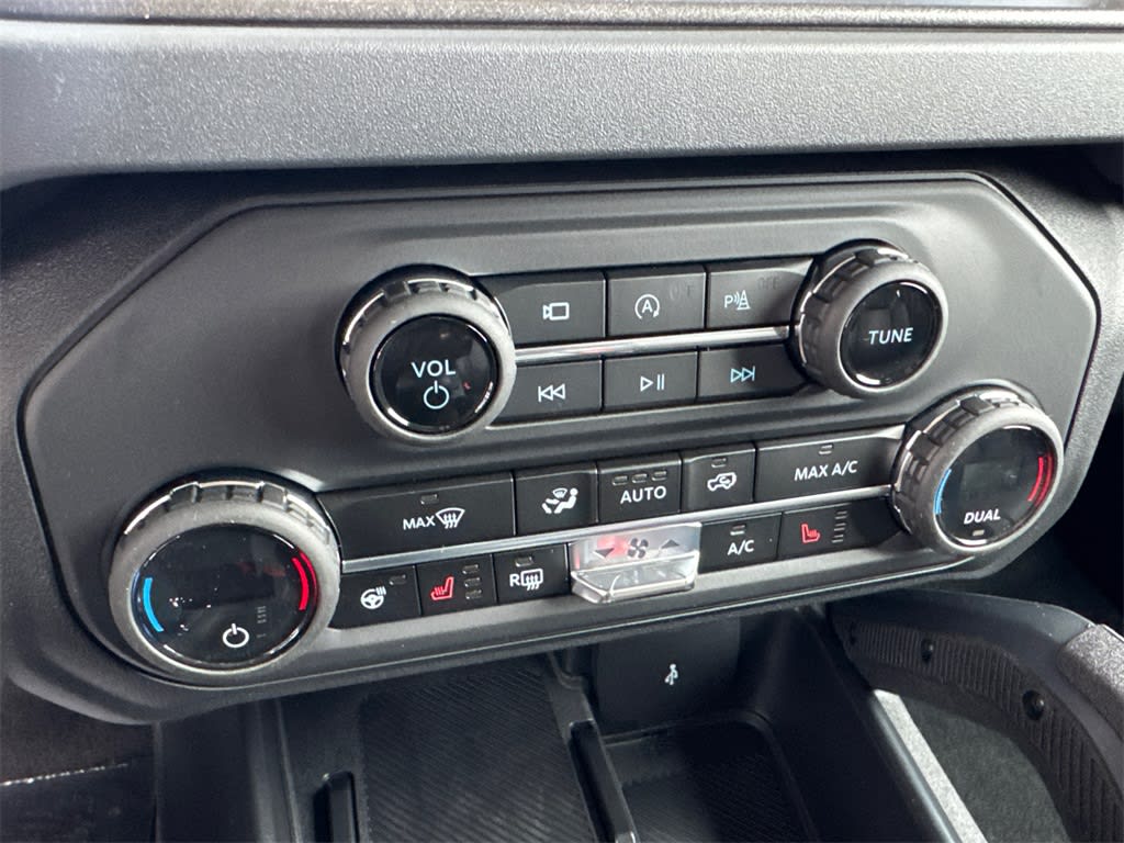 Thumbnail: 2025 Ford Bronco - 30