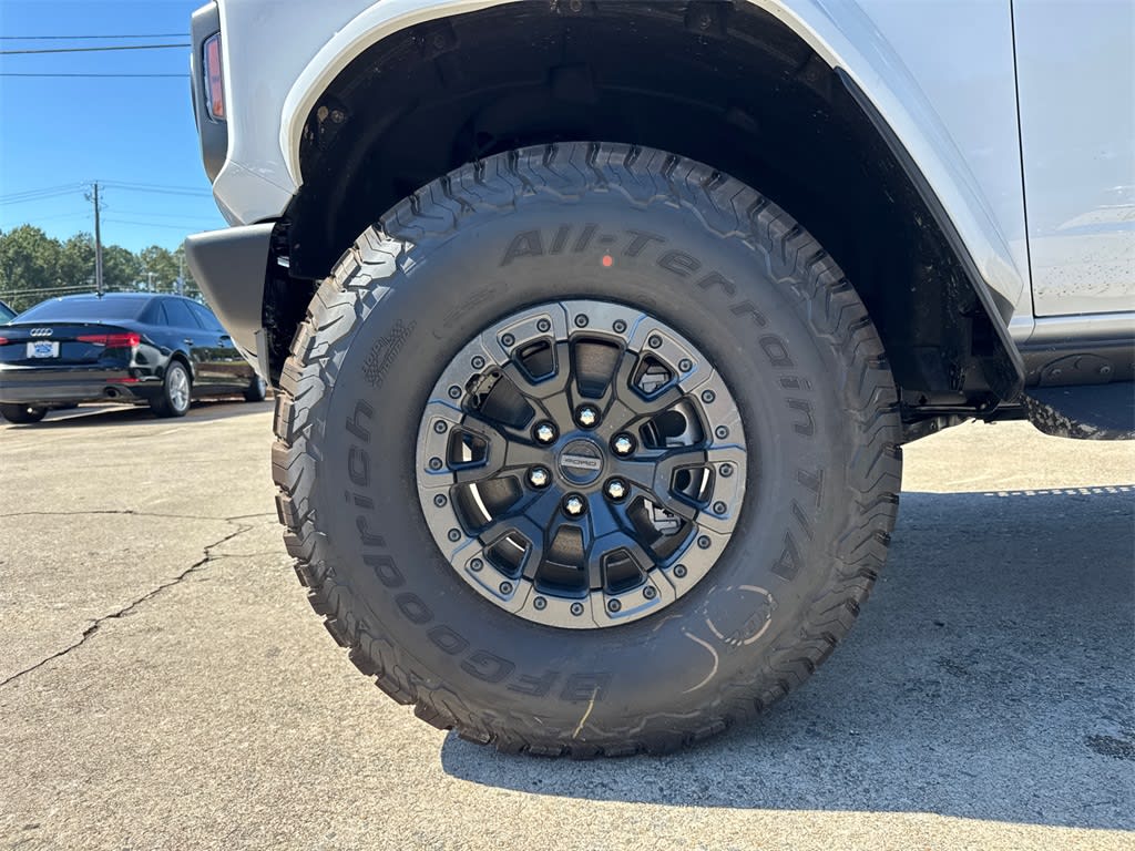 Thumbnail: 2025 Ford Bronco - 6