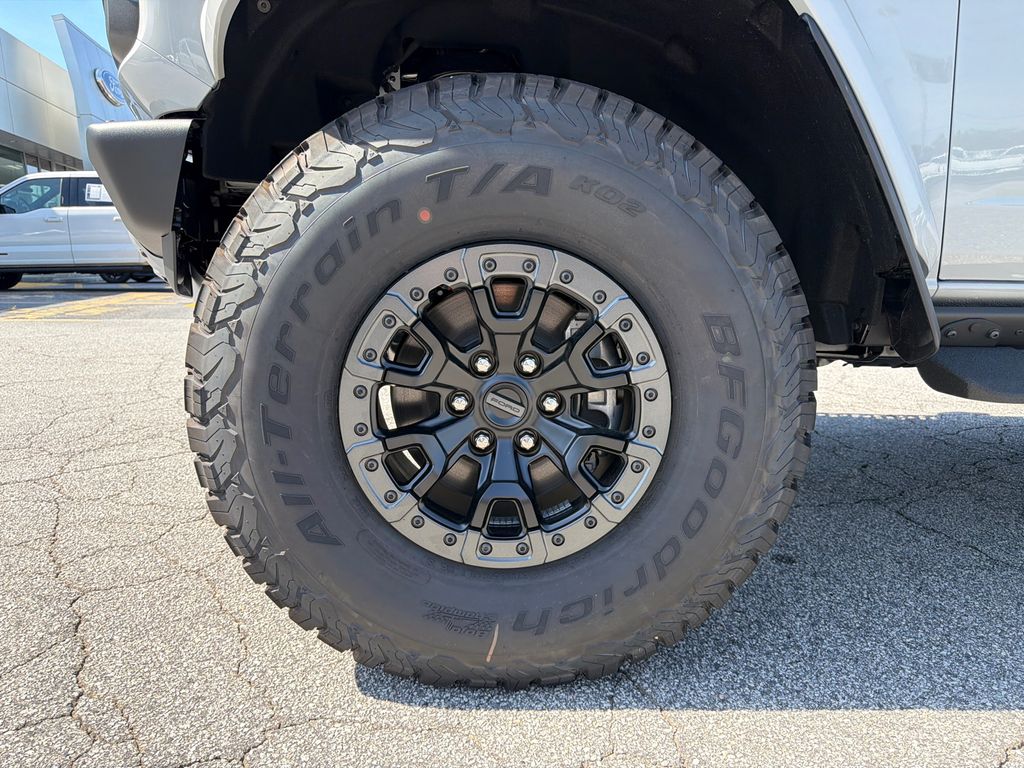 Thumbnail: 2026 Ford Bronco - 6