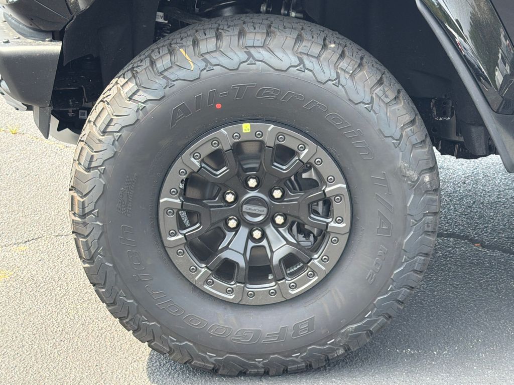 Thumbnail: 2026 Ford Bronco - 7
