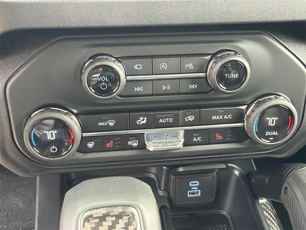 Thumbnail: 2025 Ford Bronco - 30