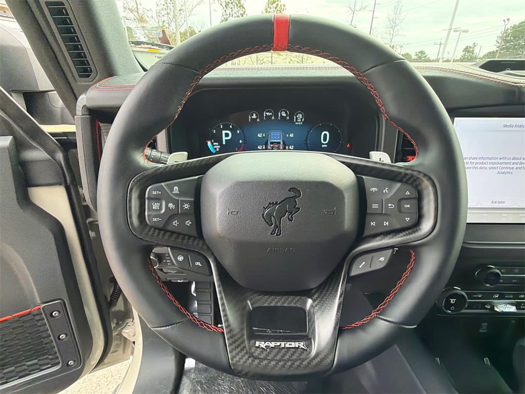 Thumbnail: 2025 Ford Bronco - 25