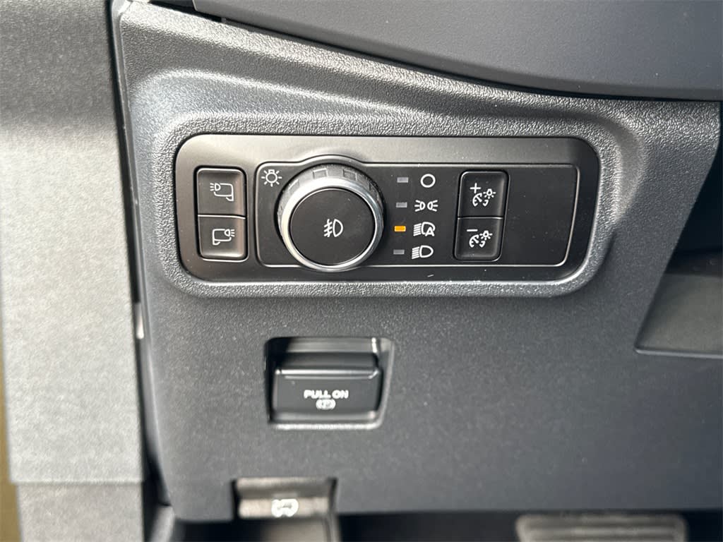 Thumbnail: 2025 Ford Bronco - 32