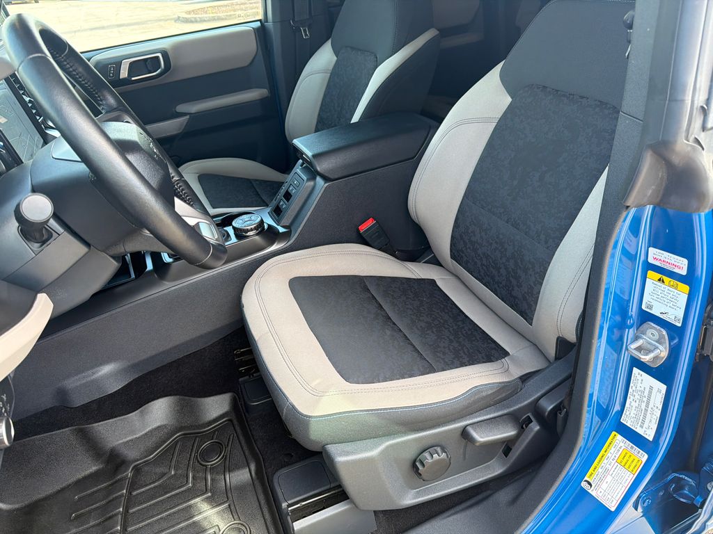 Thumbnail: 2022 Ford Bronco - 8