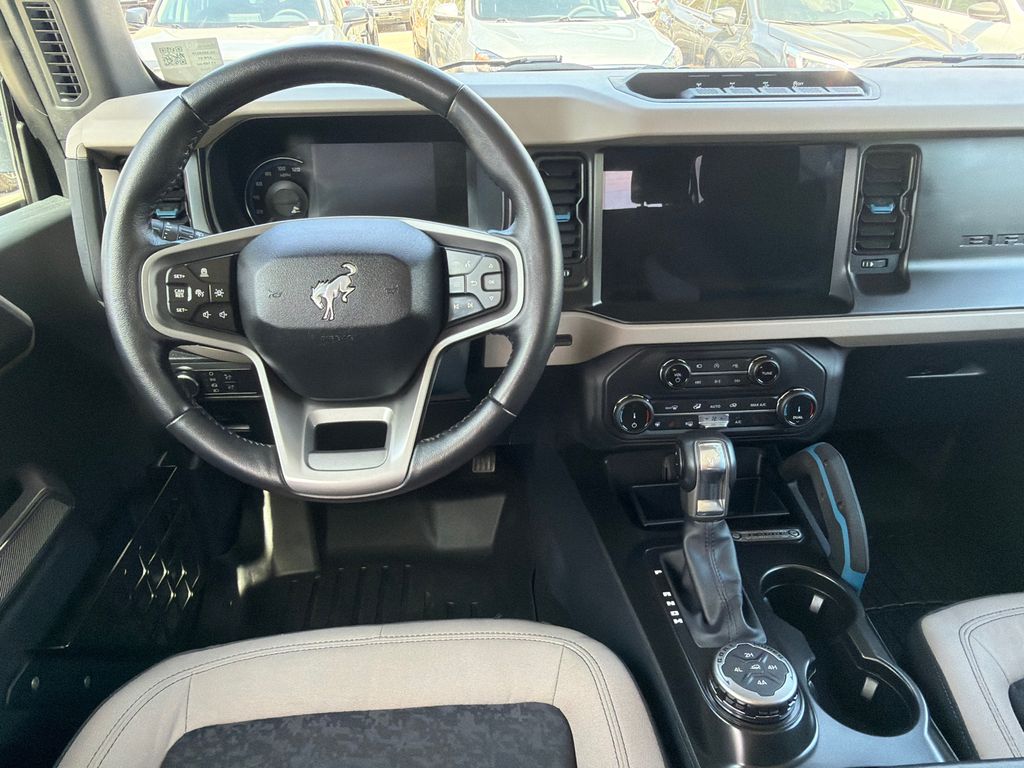 Thumbnail: 2022 Ford Bronco - 7