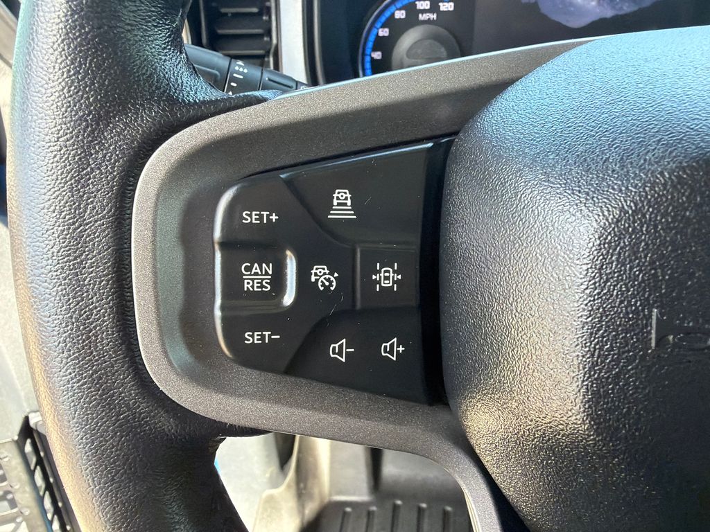 Thumbnail: 2022 Ford Bronco - 25