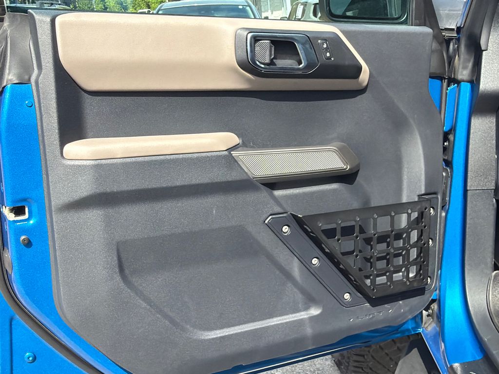 Thumbnail: 2022 Ford Bronco - 22