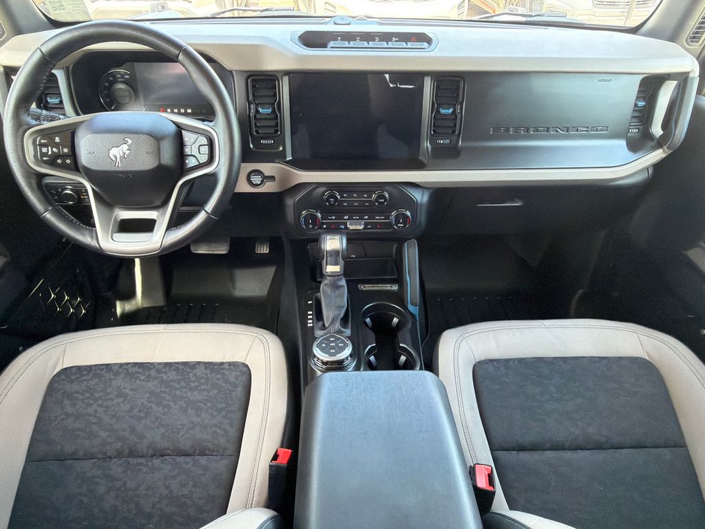 Thumbnail: 2022 Ford Bronco - 2