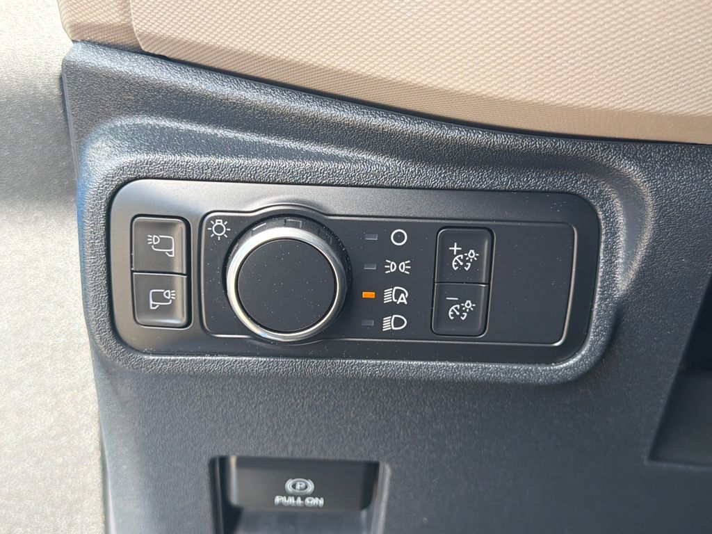 Thumbnail: 2022 Ford Bronco - 30