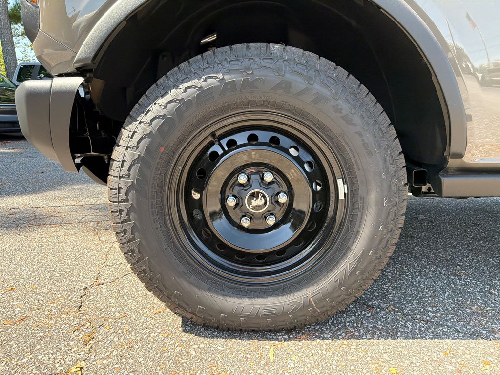 Thumbnail: 2026 Ford Bronco - 7