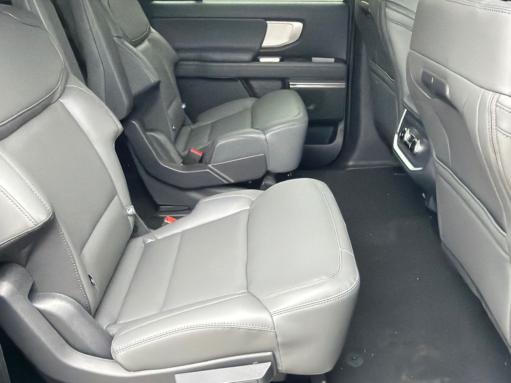 Thumbnail: 2026 Ford Expedition MAX - 22