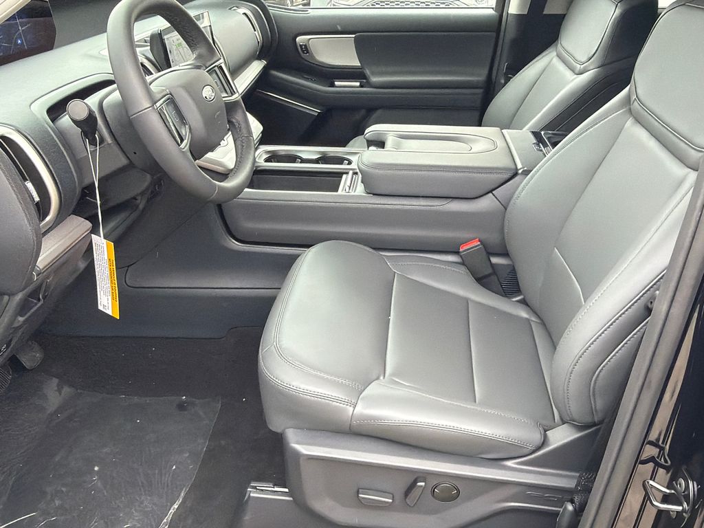 Thumbnail: 2026 Ford Expedition MAX - 9