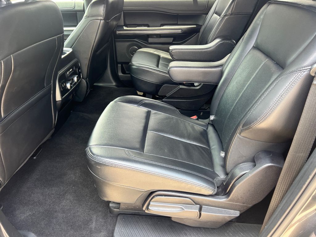 Thumbnail: 2020 Ford Expedition MAX - 28