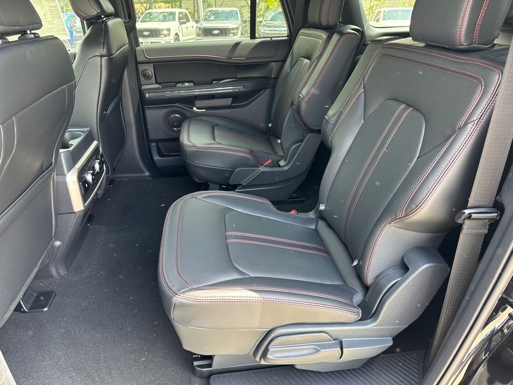 Thumbnail: 2024 Ford Expedition MAX - 24