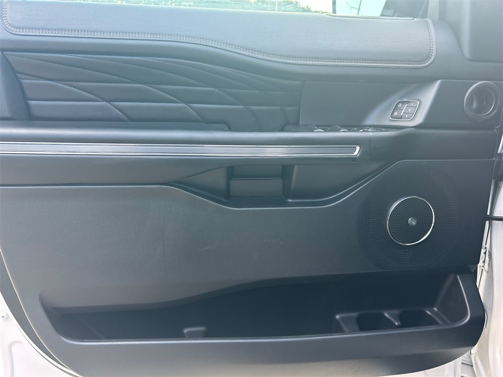 Thumbnail: 2019 Ford Expedition MAX - 22