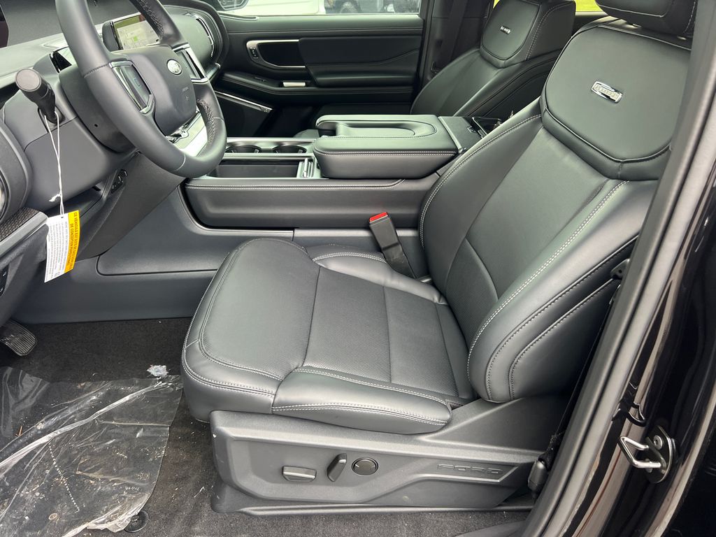 Thumbnail: 2026 Ford Expedition MAX - 9