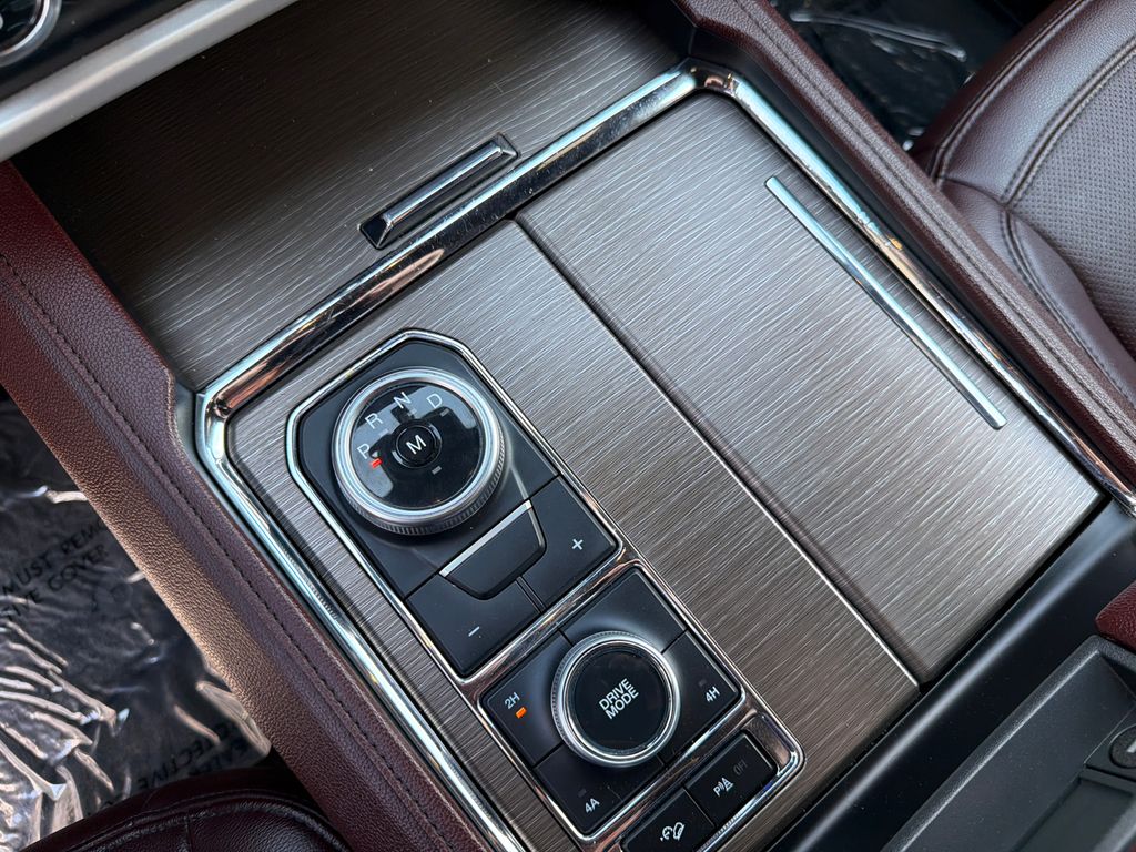 Thumbnail: 2024 Ford Expedition MAX - 15