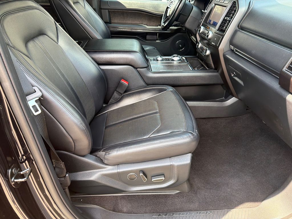 Thumbnail: 2021 Ford Expedition MAX - 10