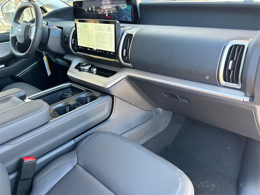 Thumbnail: 2025 Ford Expedition - 2