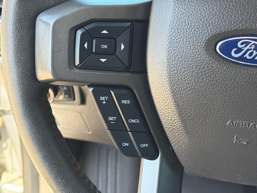 Thumbnail: 2020 Ford Expedition - 27