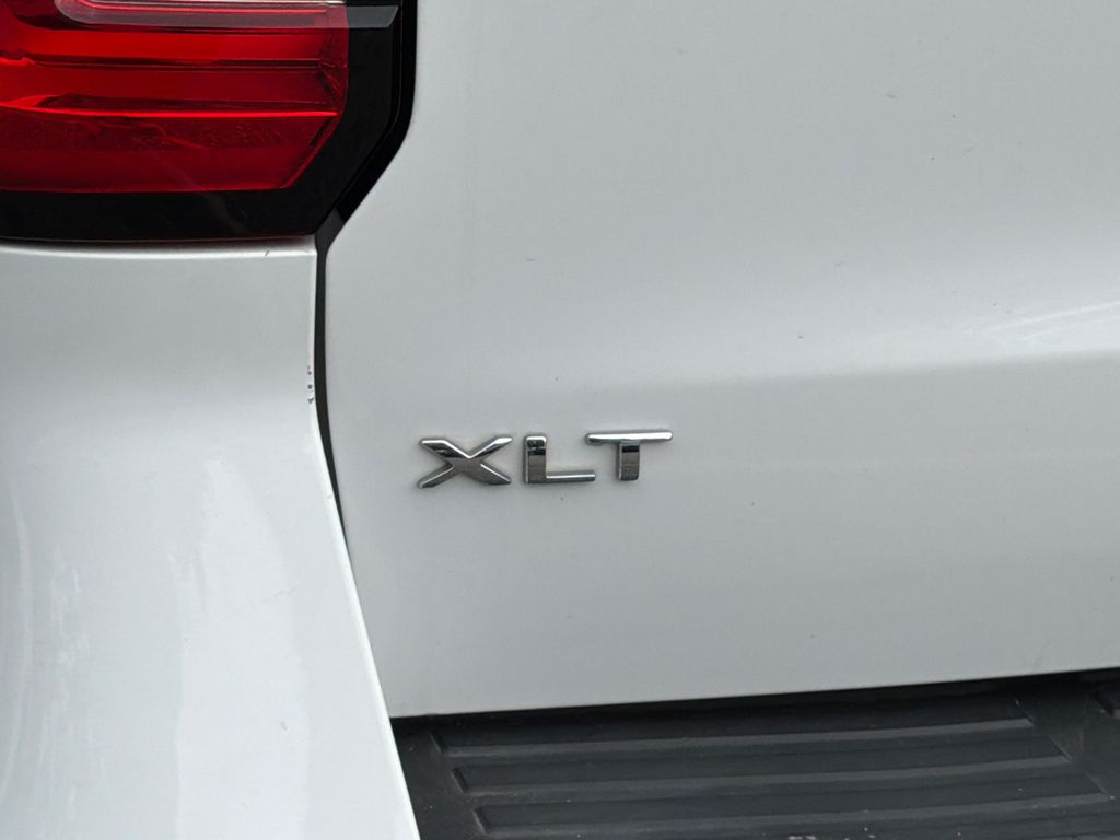 Thumbnail: 2022 Ford Expedition - 6