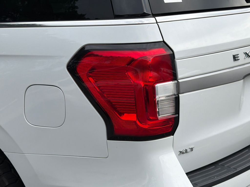 Thumbnail: 2022 Ford Expedition - 12