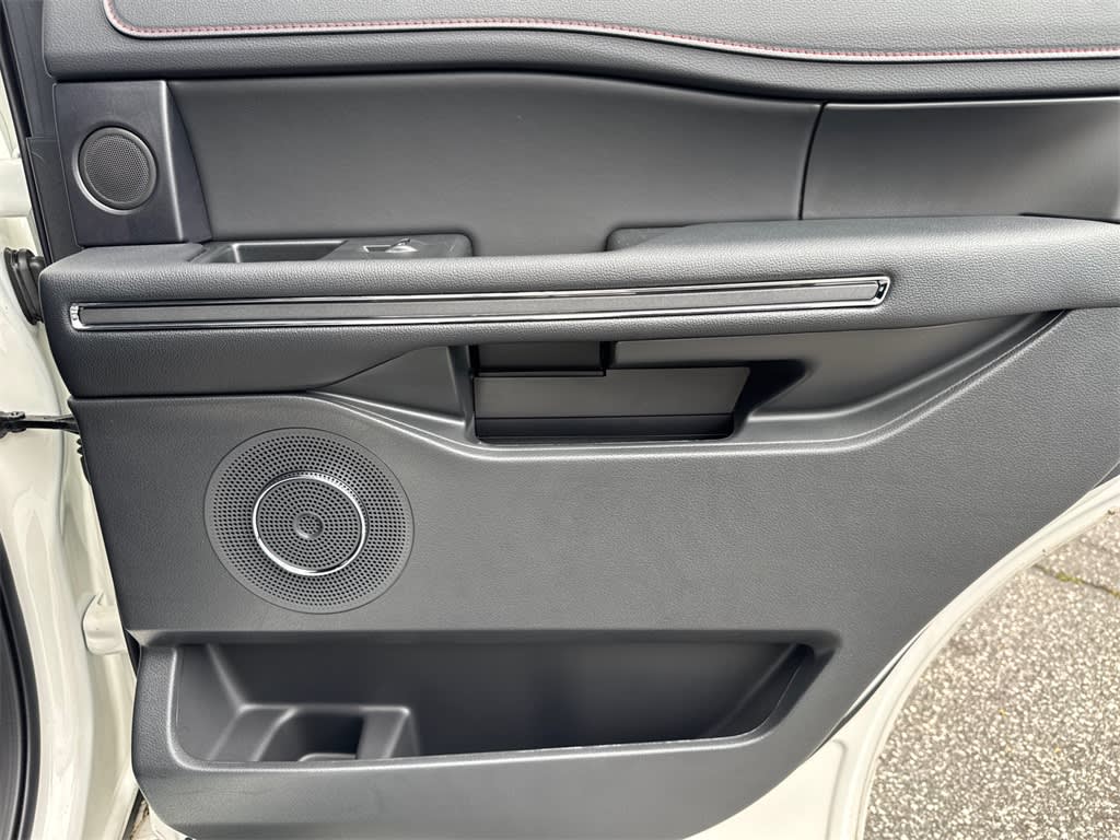 Thumbnail: 2024 Ford Expedition - 24