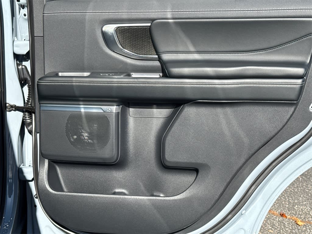 Thumbnail: 2025 Ford Expedition - 22