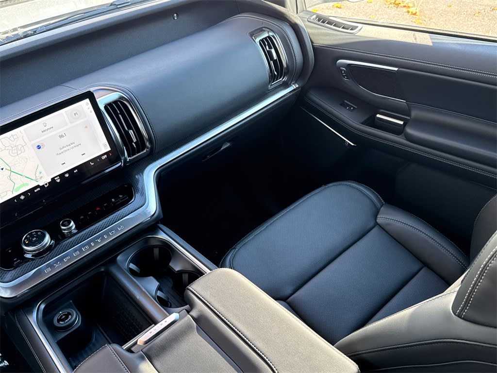 Thumbnail: 2025 Ford Expedition - 12