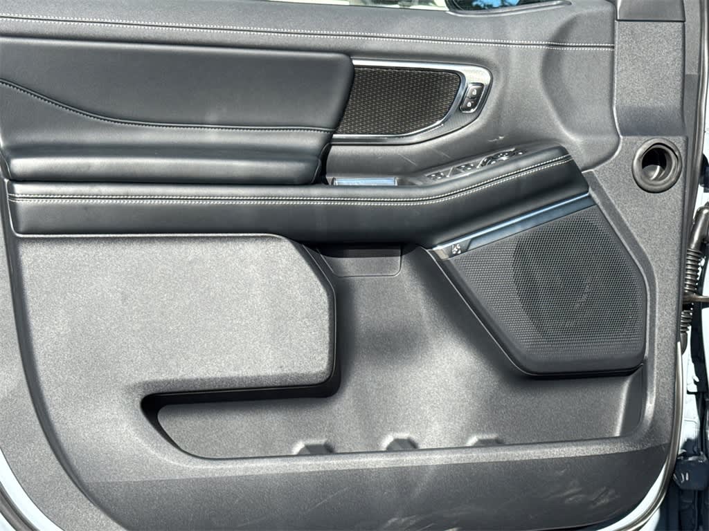 Thumbnail: 2025 Ford Expedition - 20