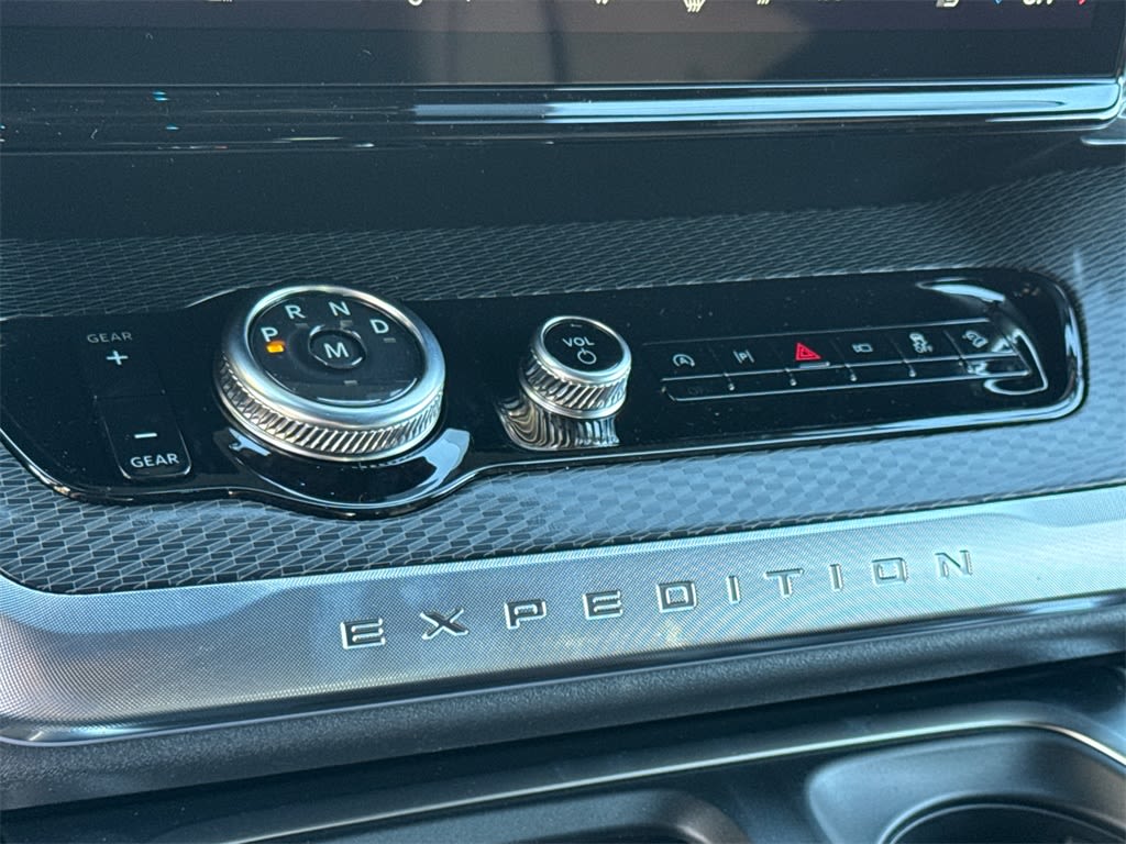 Thumbnail: 2025 Ford Expedition - 33