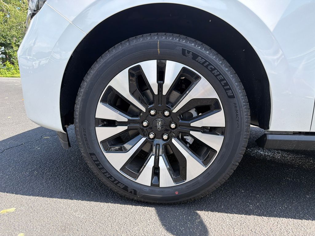 Thumbnail: 2026 Ford Expedition - 8
