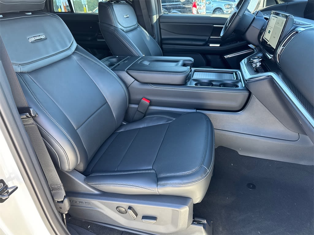 Thumbnail: 2025 Ford Expedition - 10