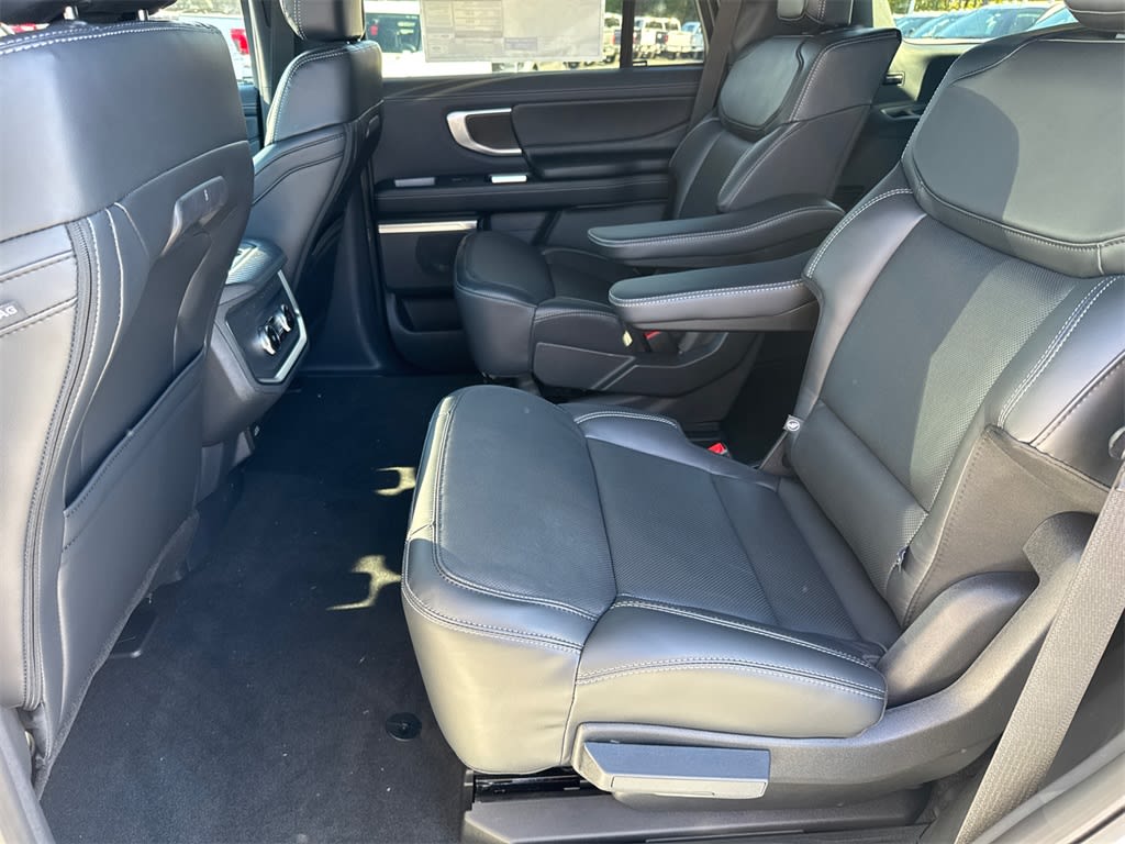 Thumbnail: 2025 Ford Expedition - 23