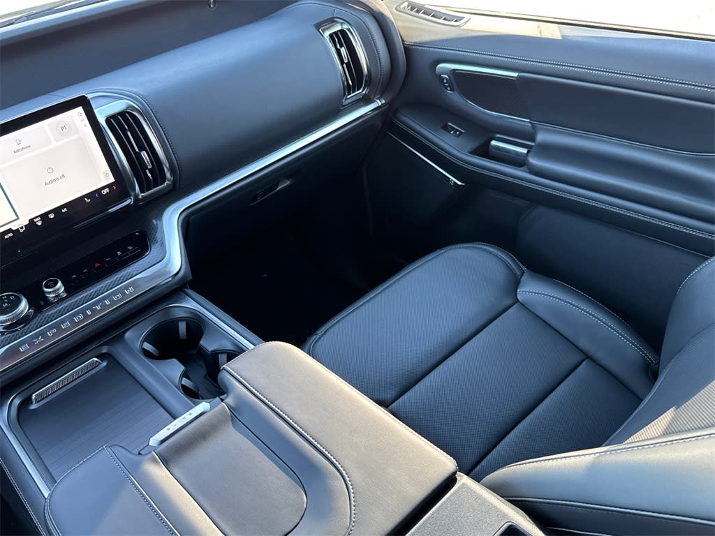 Thumbnail: 2025 Ford Expedition - 26