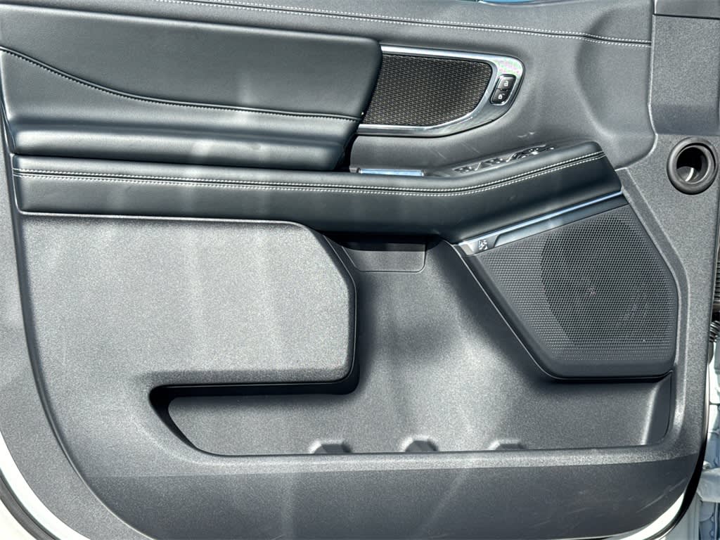 Thumbnail: 2025 Ford Expedition - 19