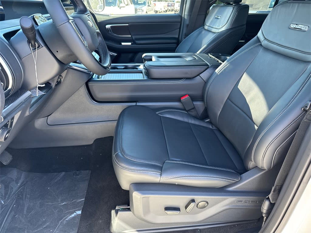 Thumbnail: 2025 Ford Expedition - 9