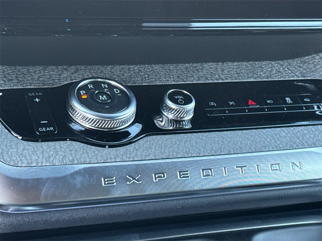 Thumbnail: 2025 Ford Expedition - 33