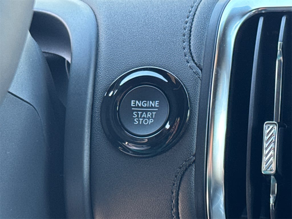 Thumbnail: 2025 Ford Expedition - 32