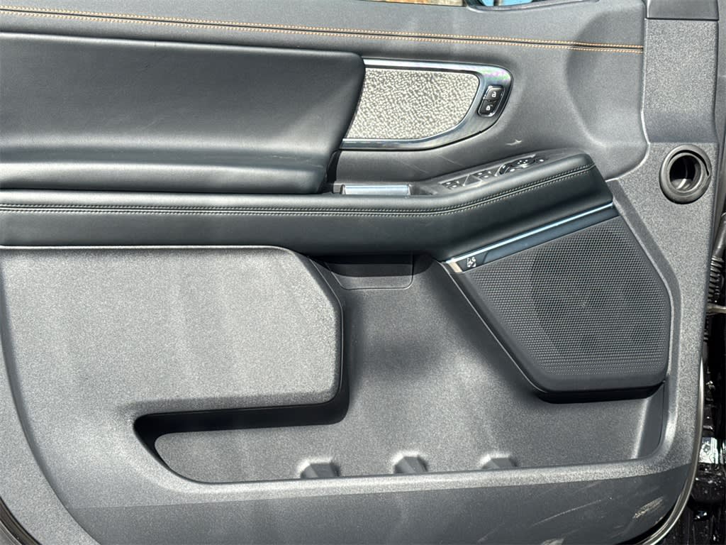 Thumbnail: 2025 Ford Expedition - 20