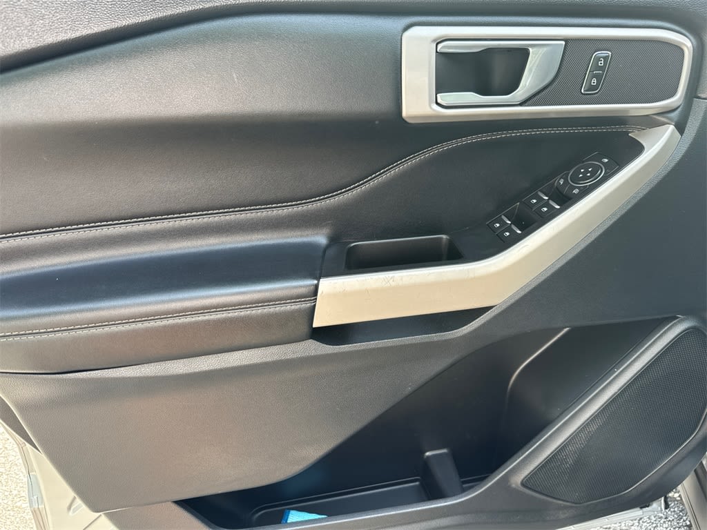 2022 Ford Explorer XLT 19