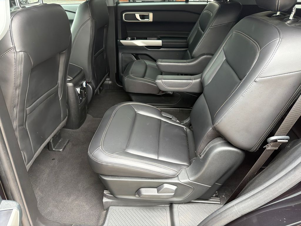Thumbnail: 2023 Ford Explorer - 25