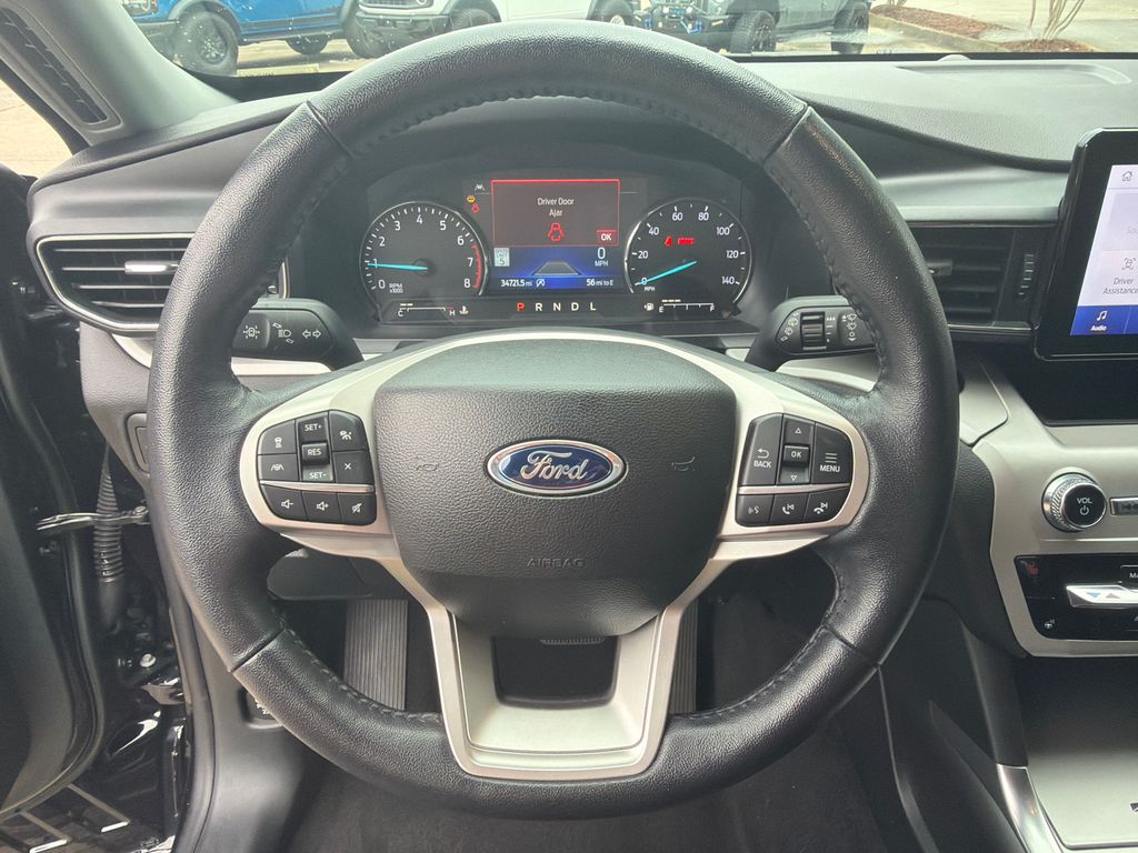 Thumbnail: 2023 Ford Explorer - 26